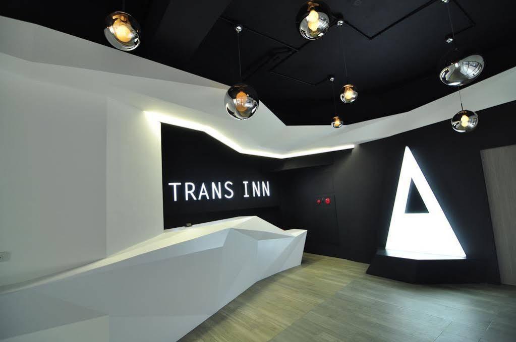 Trans Inn Taichung Exterior photo