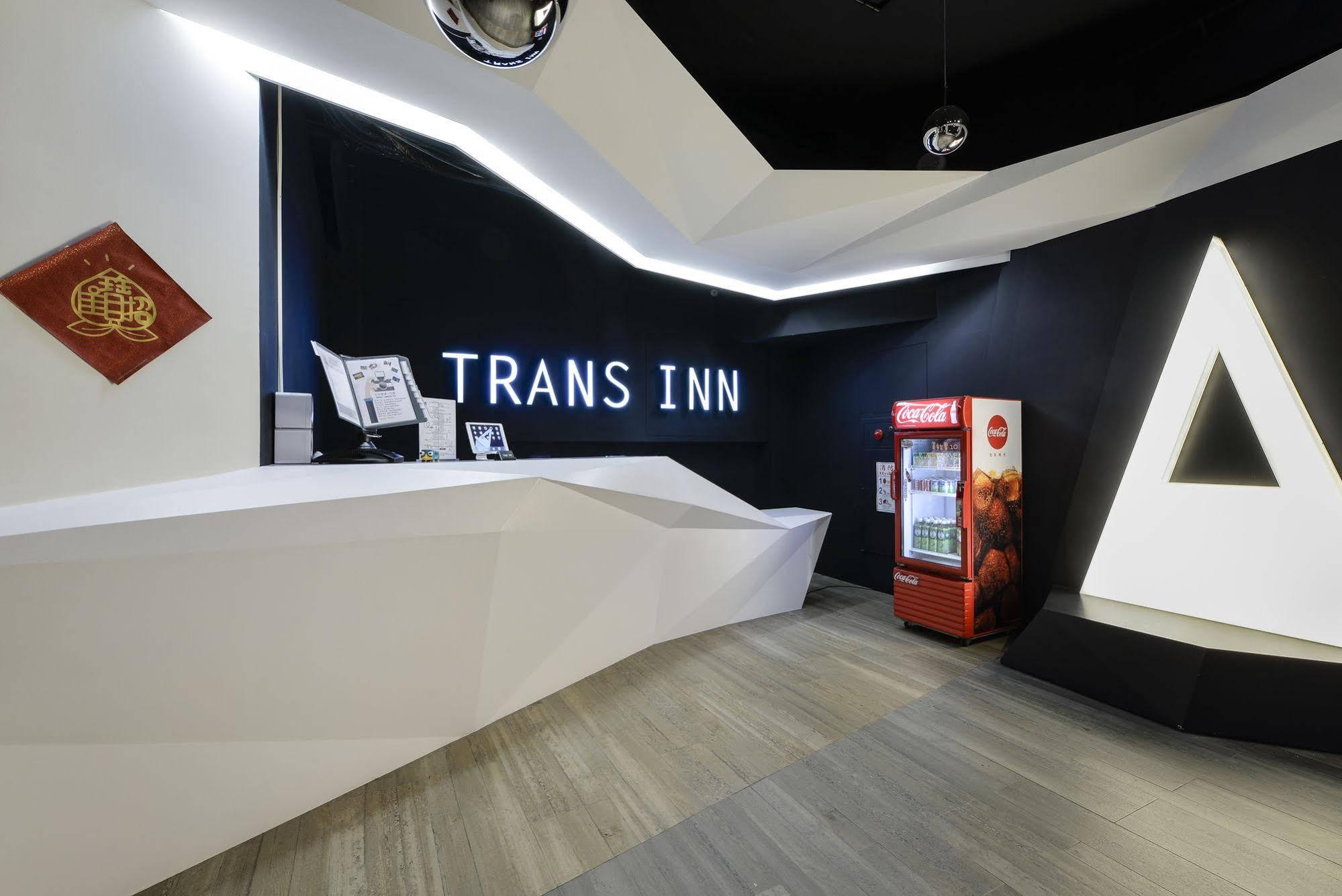 Trans Inn Taichung Exterior photo