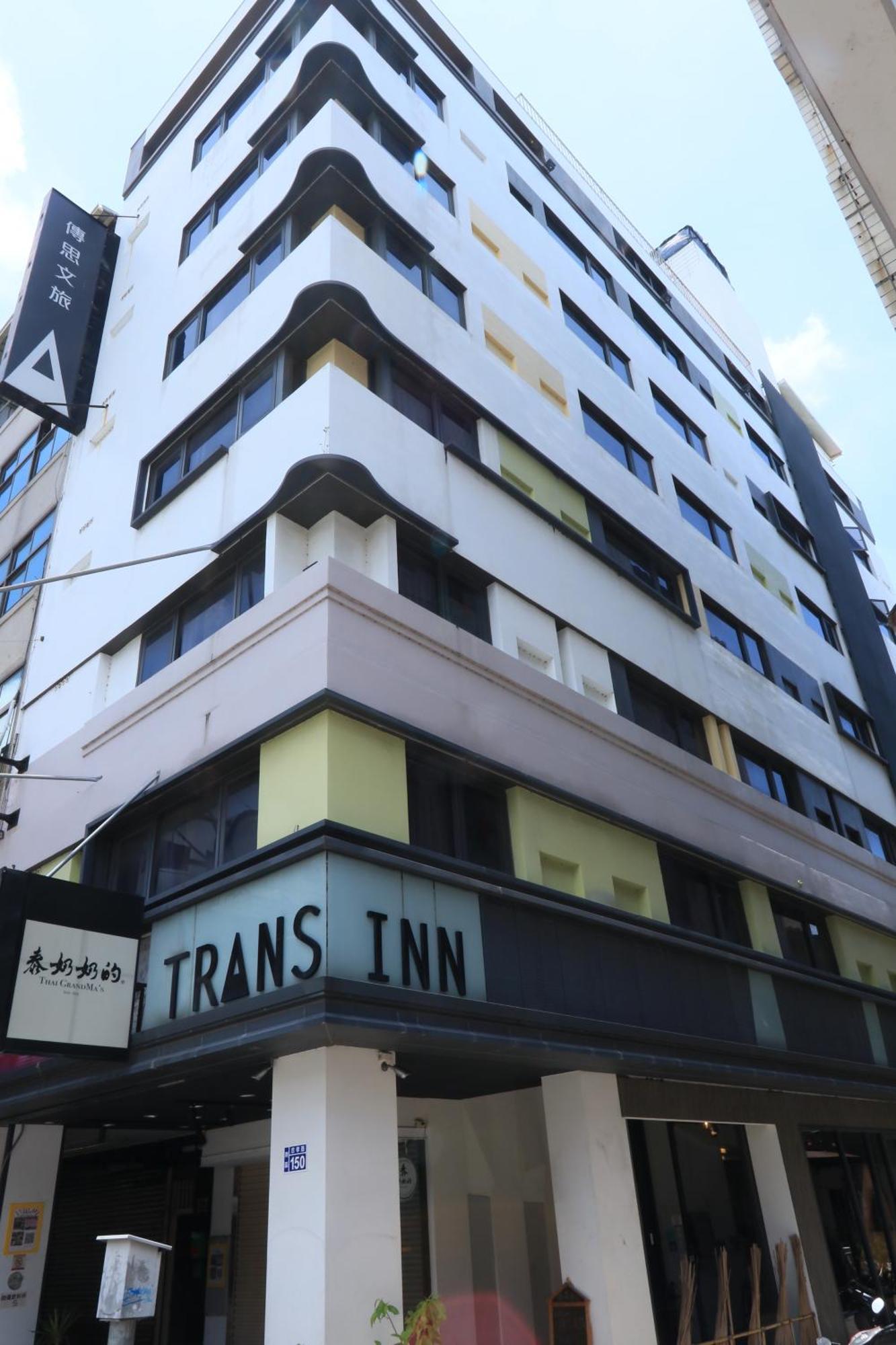 Trans Inn Taichung Exterior photo